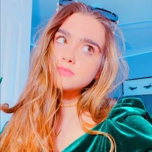 Meet your Posher, Victoria